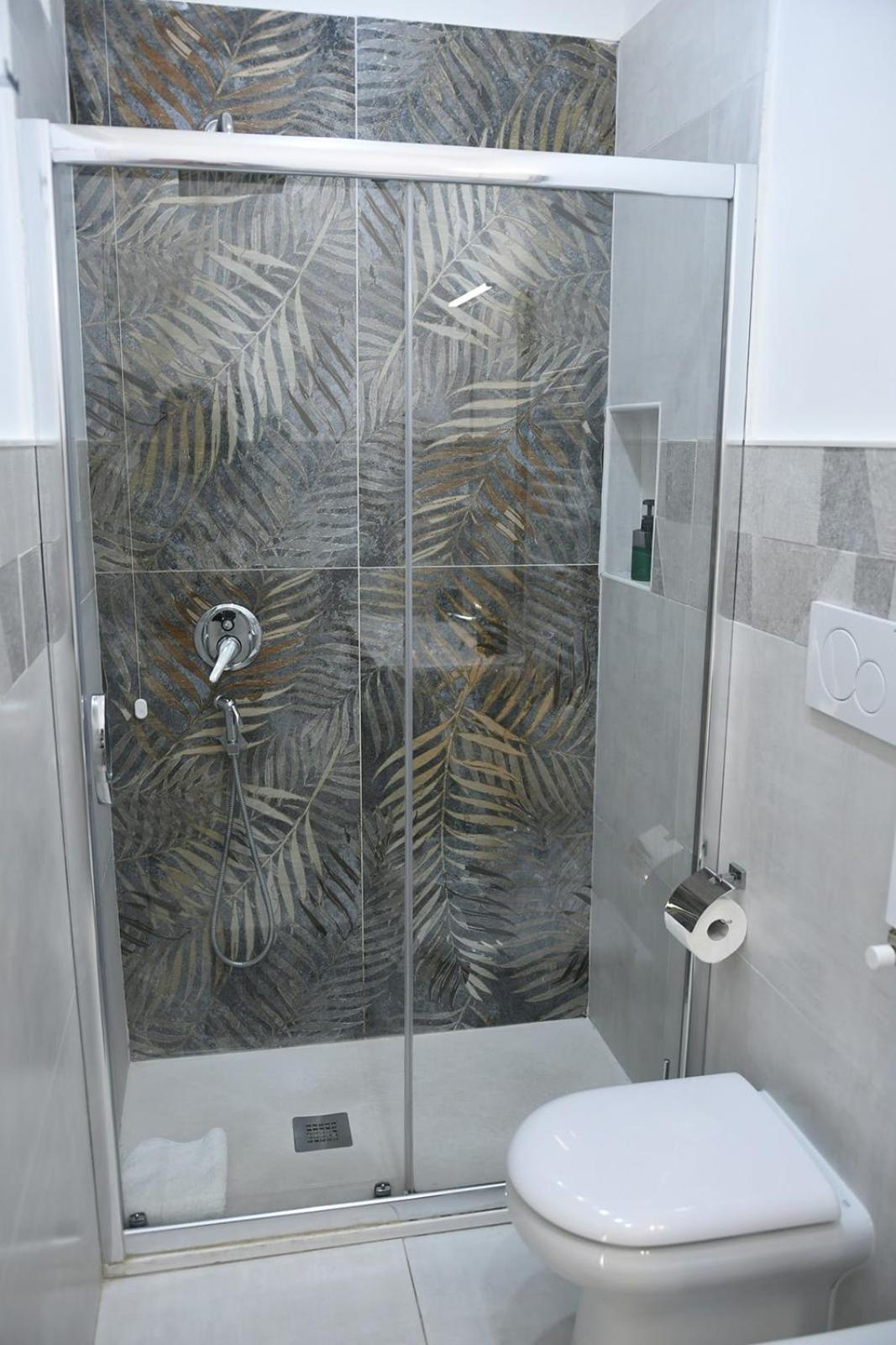 Rome Sea Apartment